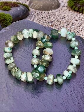 12x10 Chunky Green flower Agate Bracelet 💚